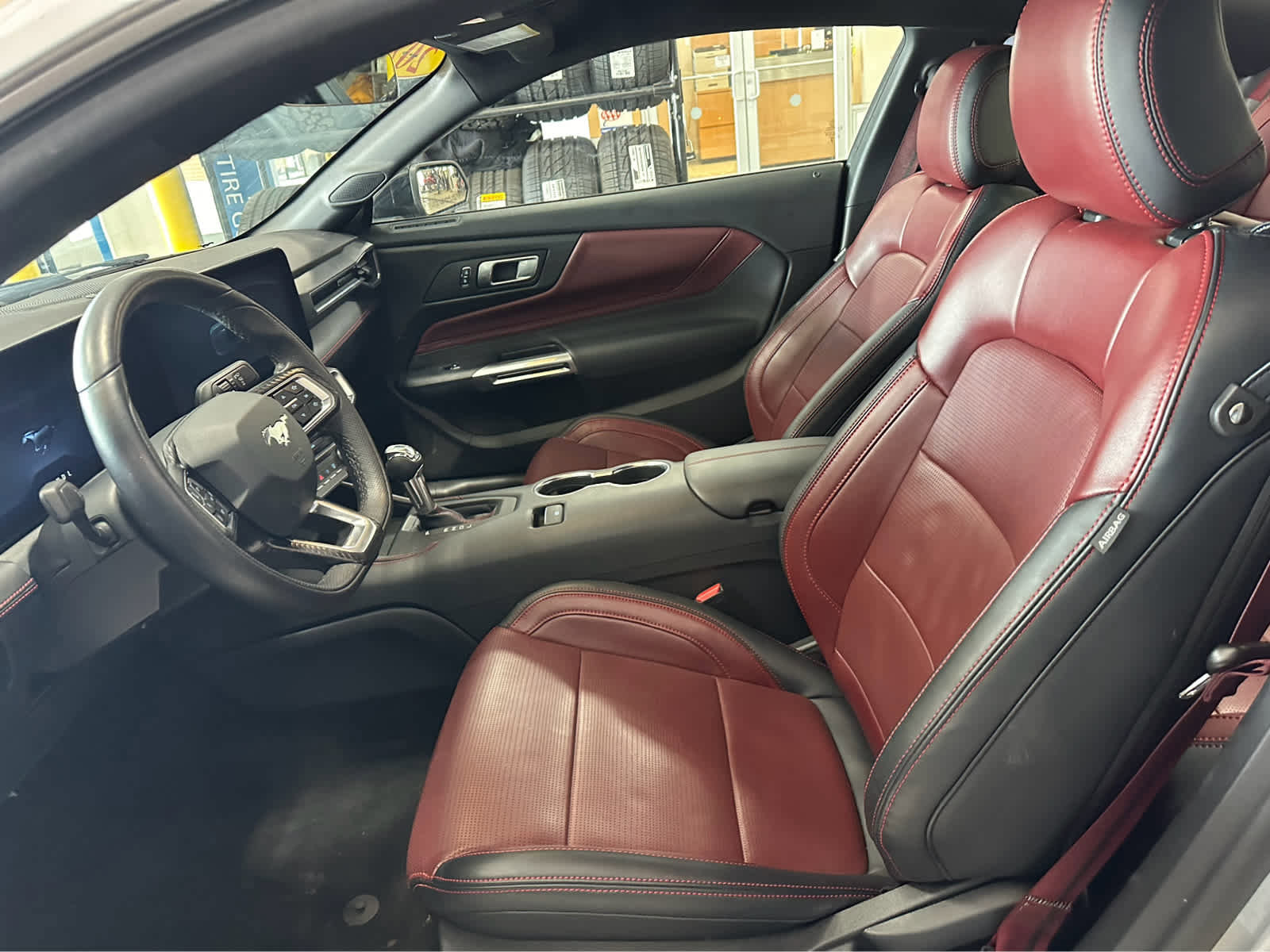 Used 2025 Ford Mustang Premium image 27
