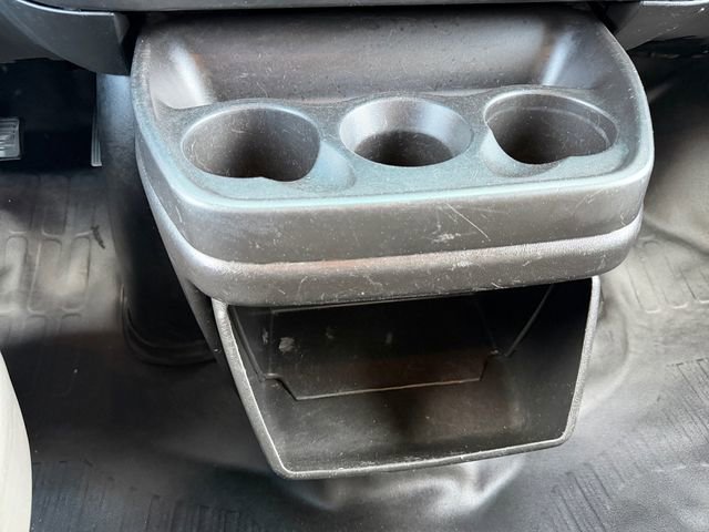 Used 2017 Chevrolet Express 2500 RWD image 26