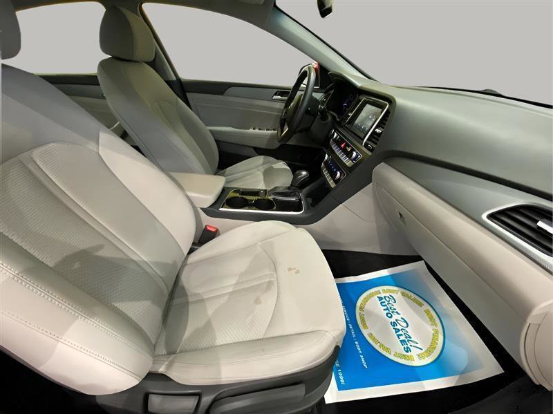 Used 2018 Hyundai Sonata SEL w/ Cargo Package FWD image 16