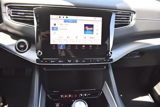 Used 2024 Jeep Wagoneer L Series II w/ Premium Group I image 21