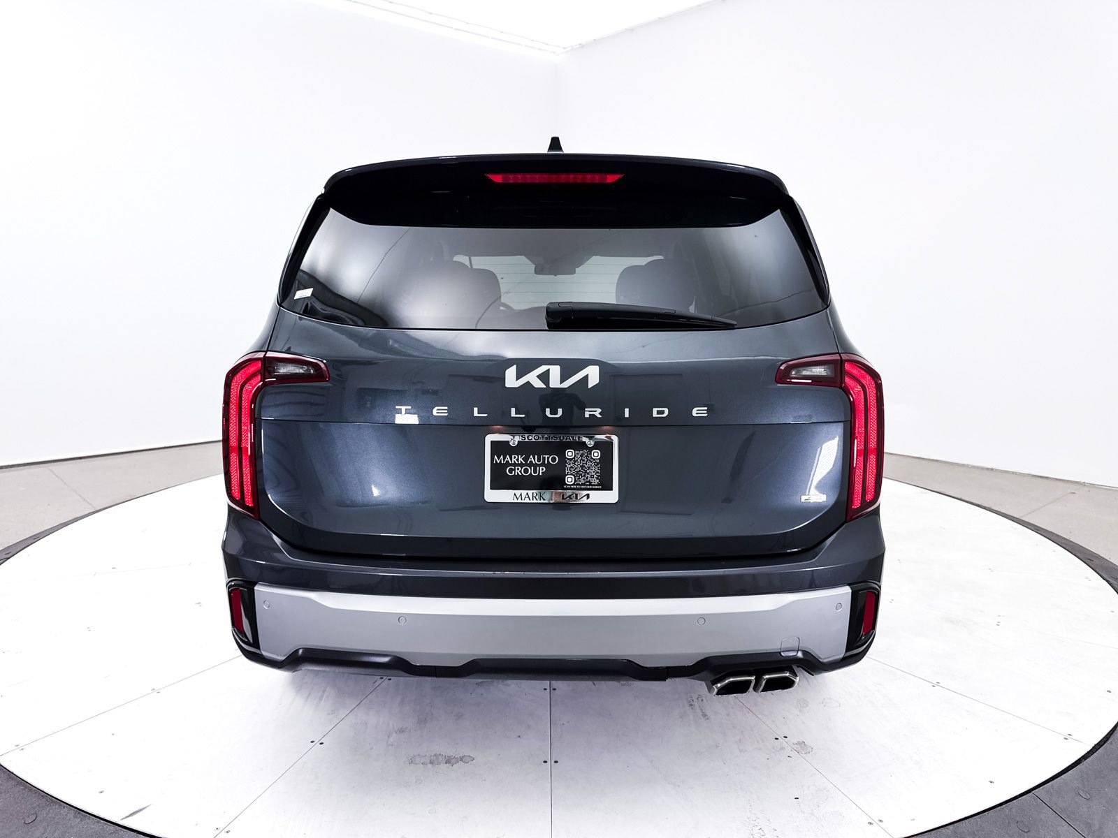 Used 2023 Kia Telluride S AWD/4WD image 18
