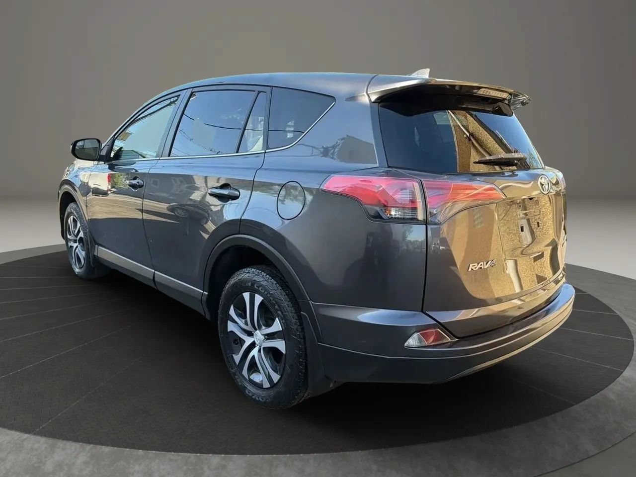 Used 2017 Toyota RAV4 LE w/ All Weather Liner Package AWD/4WD image 7