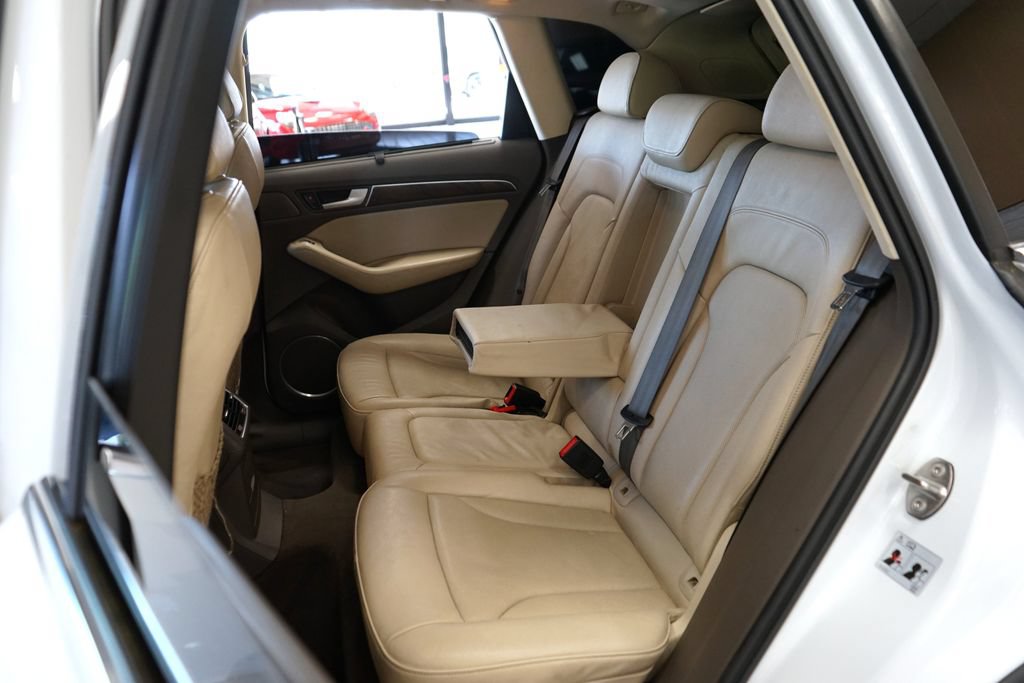 Used 2014 Audi Q5 3.0T Prestige w/ Prestige Package AWD/4WD image 48