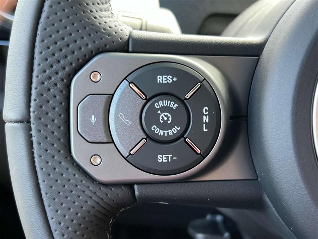 Used 2025 INEOS Grenadier Base image 21