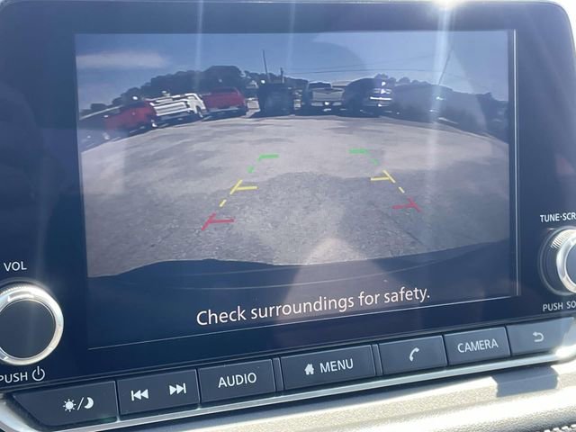 Used 2023 Nissan Rogue SV image 18