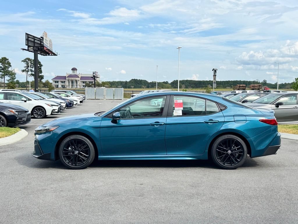 New 2026 Toyota Camry SE FWD image 3