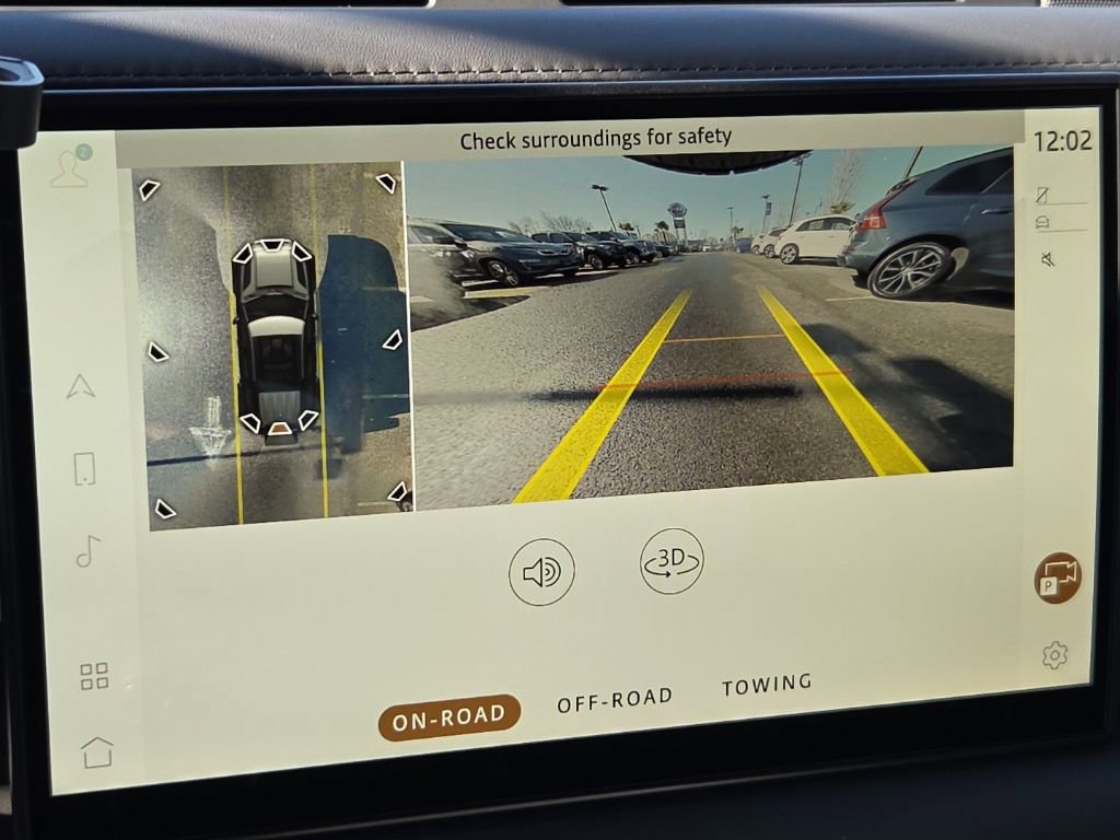 Used 2025 Land Rover Defender 110 X-Dynamic SE image 26