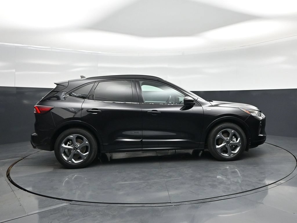 Certified 2023 Ford Escape ST-Line w/ Tech Pack #1 FWD image 20