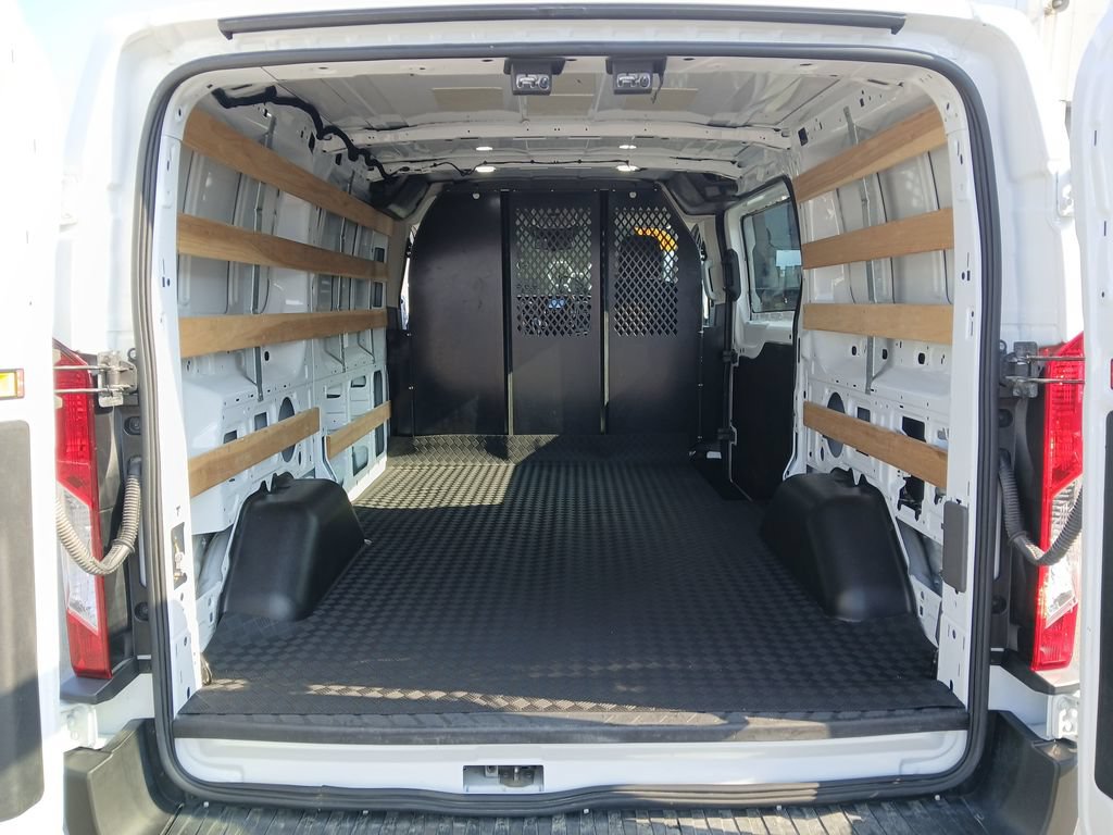 Used 2024 Ford Transit 250 Low Roof AWD w/ Exterior Upgrade Package image 41