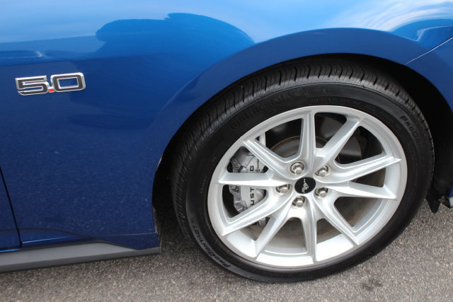 Used 2024 Ford Mustang GT Premium RWD image 30