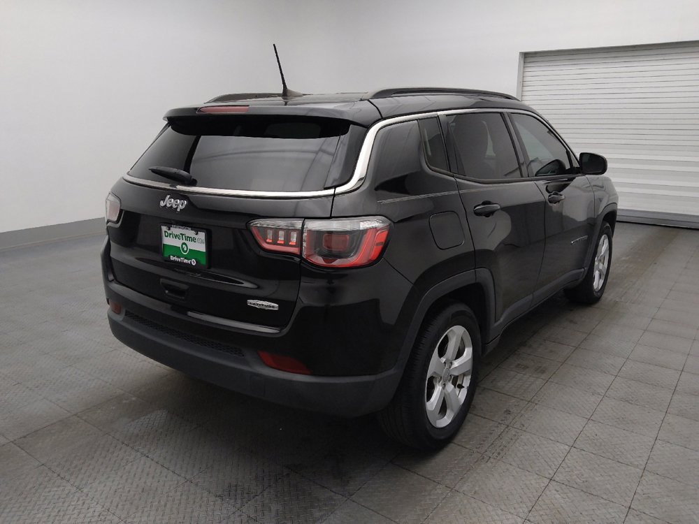 Used 2019 Jeep Compass Latitude FWD image 9