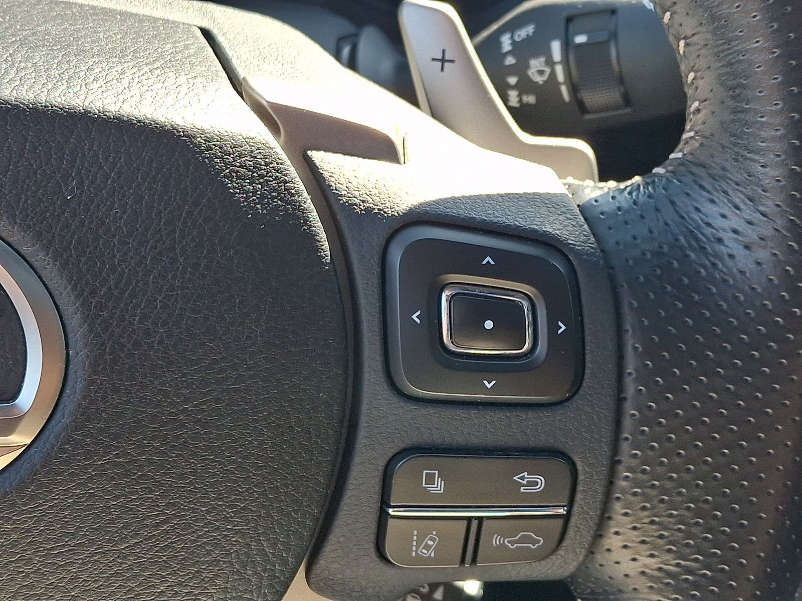 Used 2019 Lexus IS 300 F Sport w/ F Sport Package AWD/4WD image 24