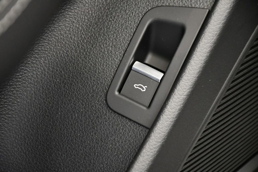 New 2026 Audi Q8 Premium Plus image 35