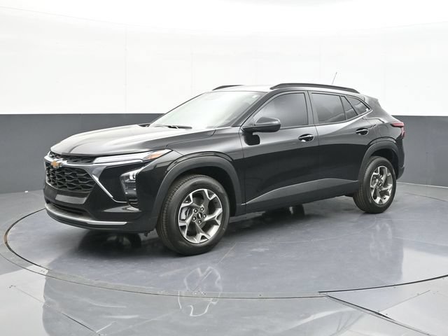 New 2026 Chevrolet Trax LT w/ Driver Confidence Package FWD image 3
