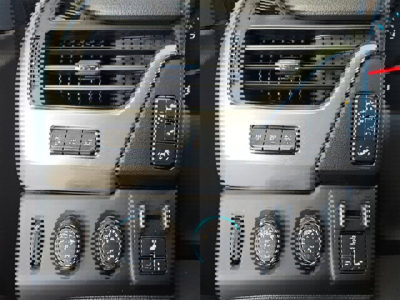 Used 2020 Chevrolet Tahoe Premier image 27