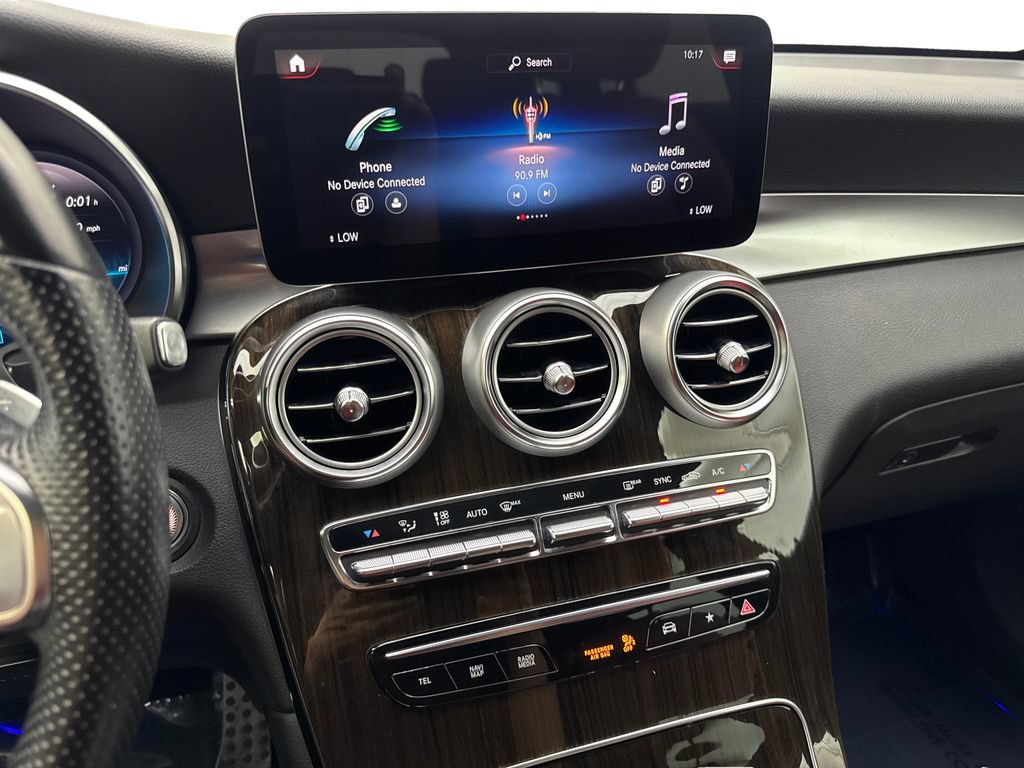 Used 2022 Mercedes-Benz GLC 300 w/ AMG Line image 58