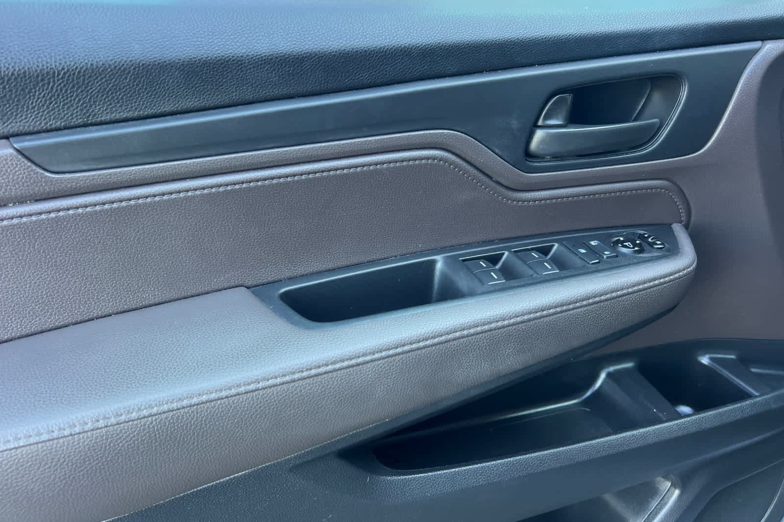 Used 2020 Honda Odyssey EX image 12