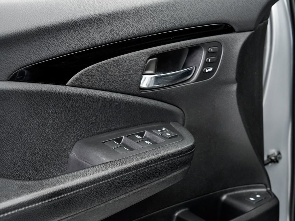 Used 2018 Honda Pilot Elite image 8