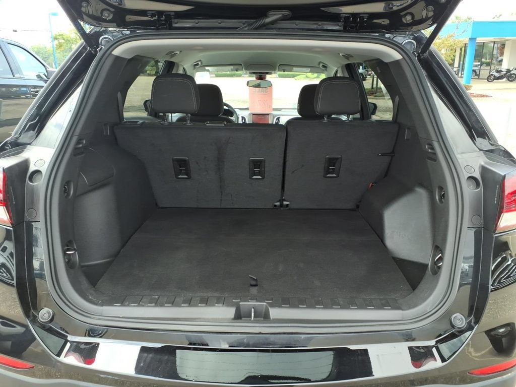 Certified 2023 Chevrolet Equinox LS w/ LS Convenience Package FWD image 8