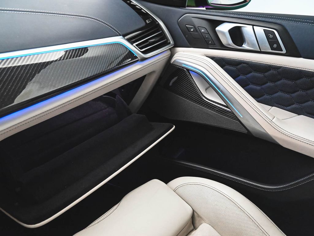 Used 2021 BMW X6 M w/ Competition Package image 22