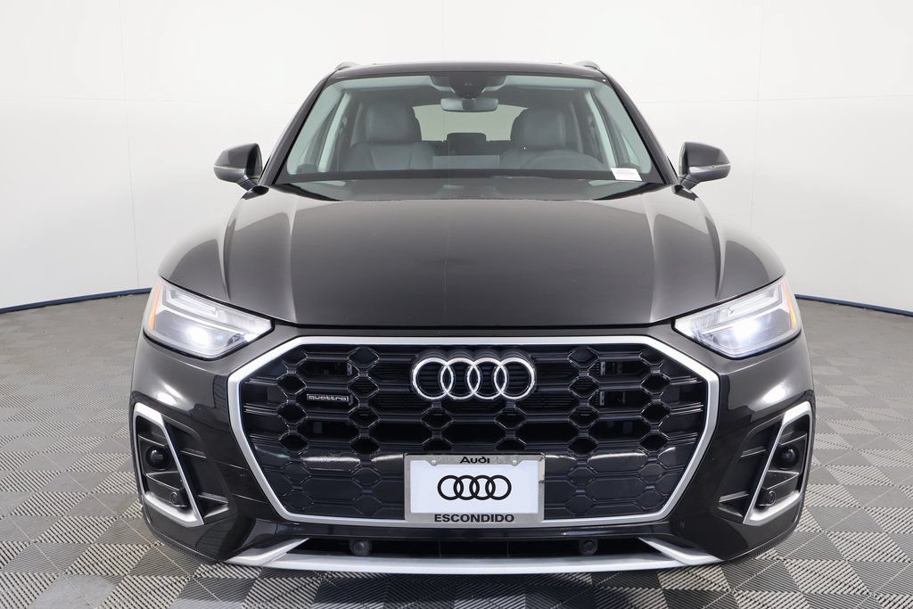 Used 2022 Audi Q5 e Premium w/ Convenience Package AWD/4WD image 2