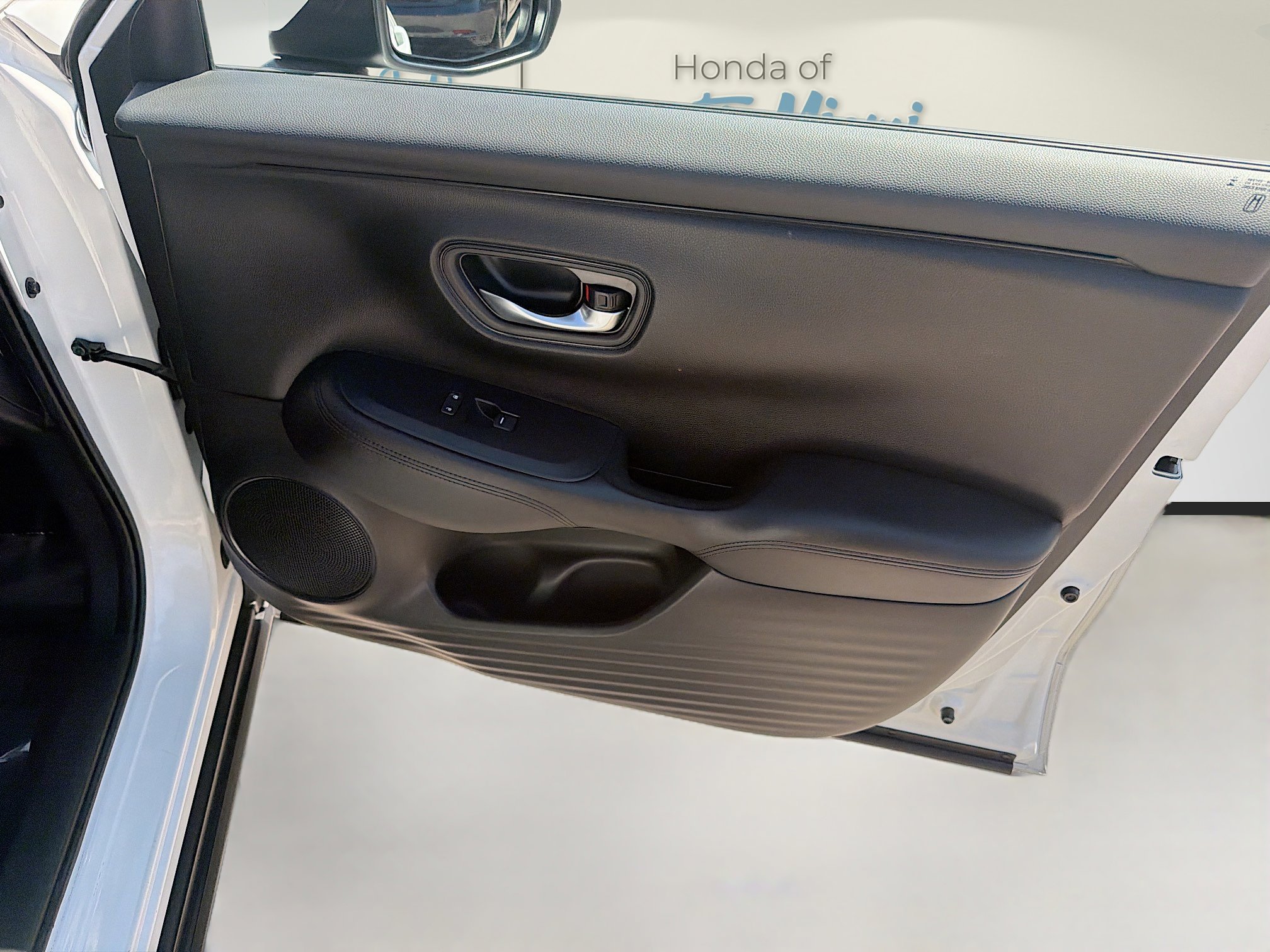 Certified 2024 Honda HR-V LX image 32