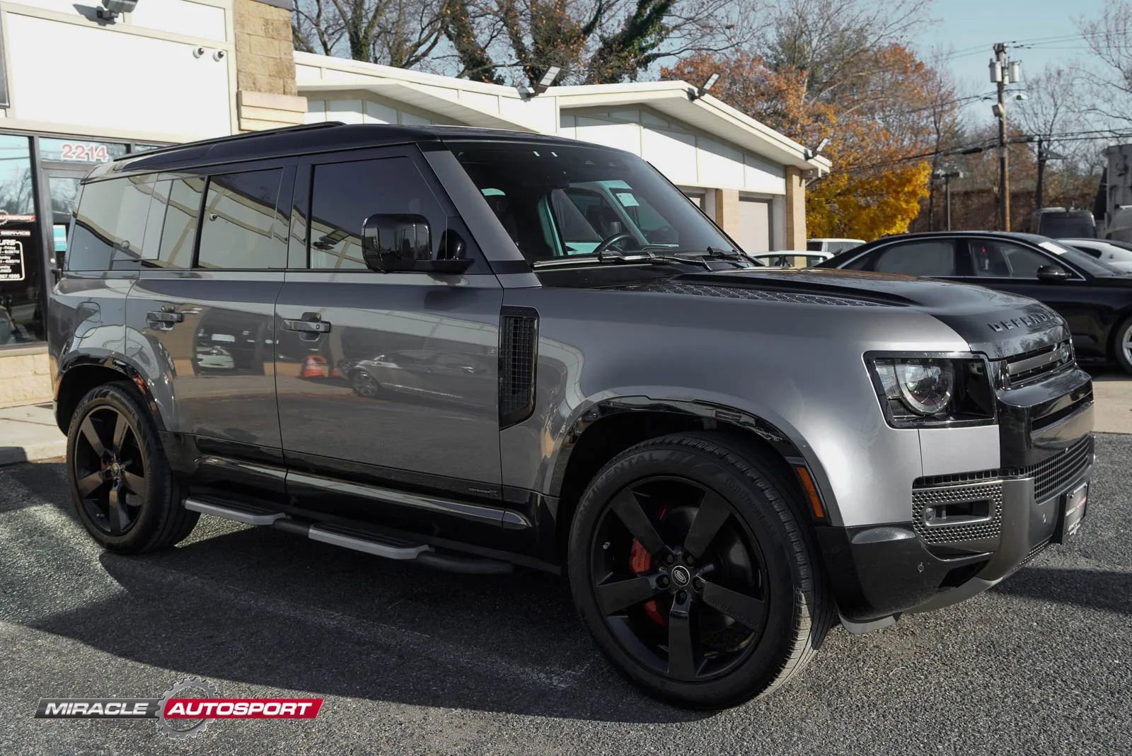 Used 2020 Land Rover Defender 110 X image 9