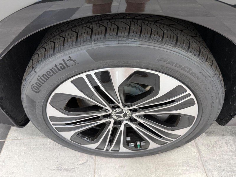 New 2027 Mercedes-Benz E 450 4MATIC Sedan image 3