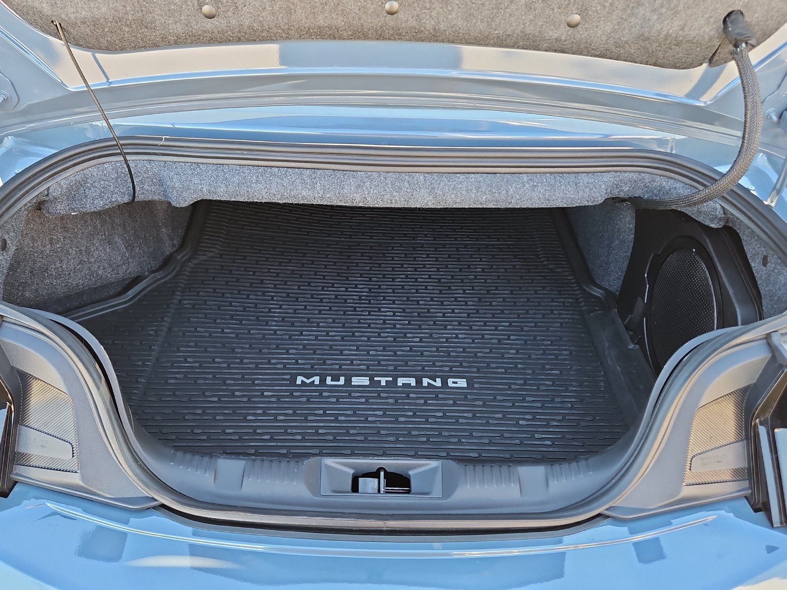 Used 2024 Ford Mustang Premium RWD image 8