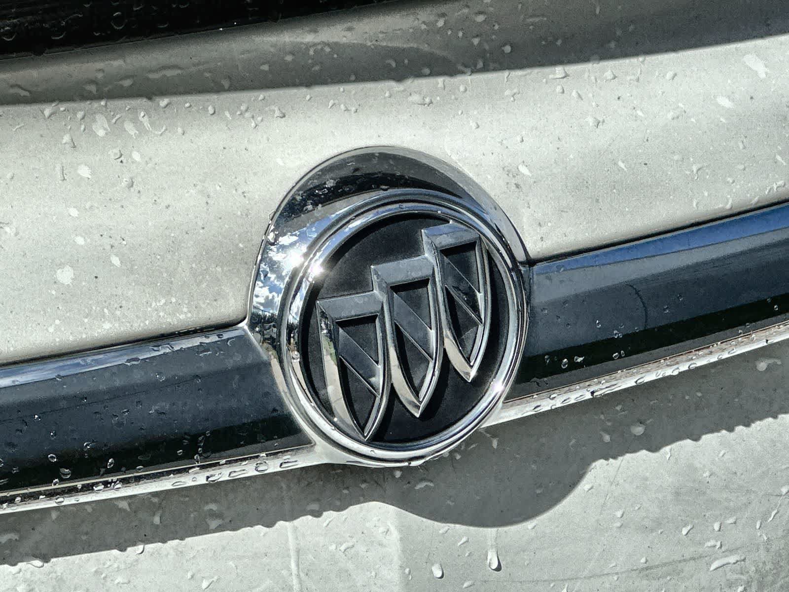 Used 2017 Buick Regal Sport Touring FWD image 15