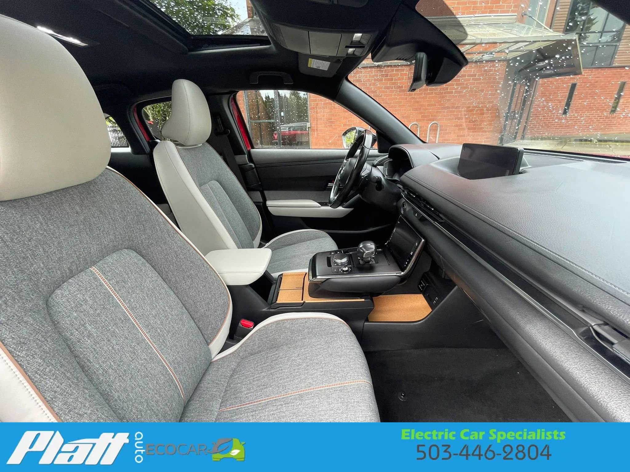 Used 2022 MAZDA MX-30 Electric w/ Premium Plus Pkg image 53