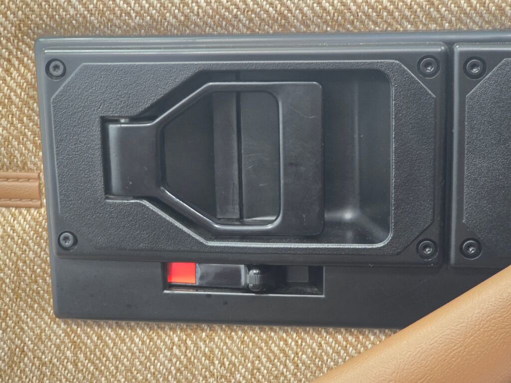 Used 1988 Chevrolet Camaro IROC-Z image 73