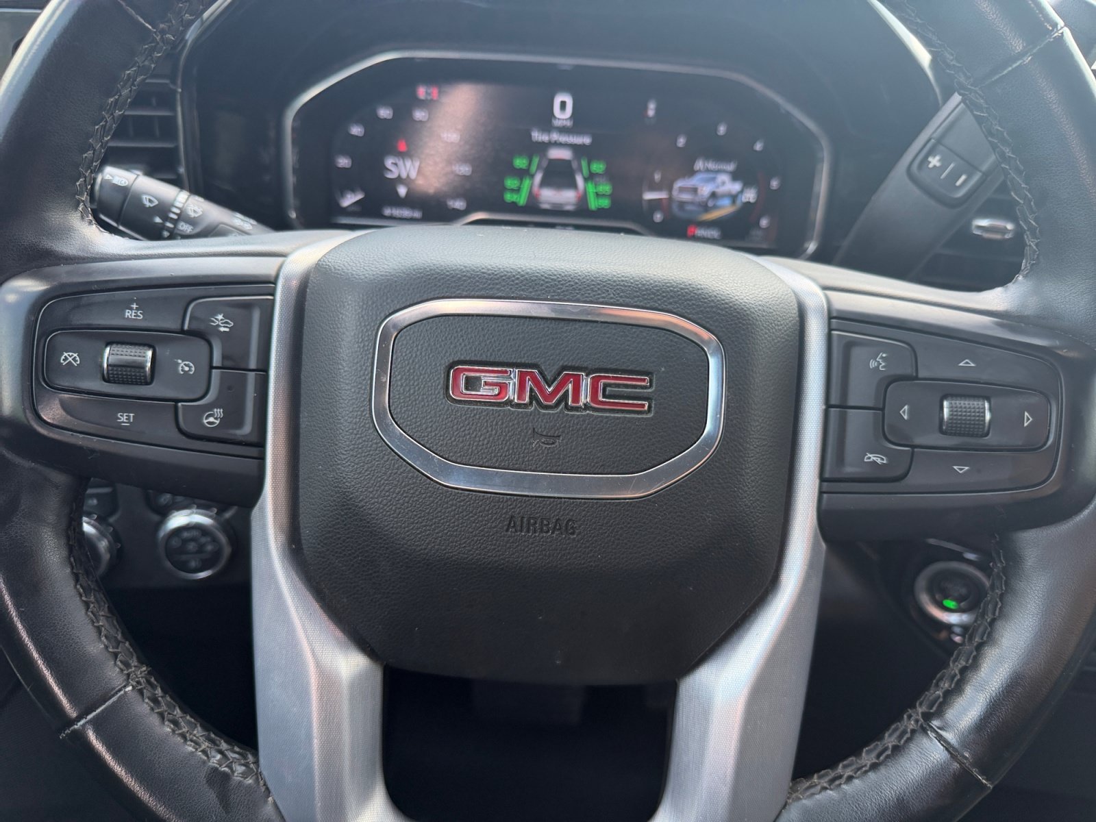 Used 2024 GMC Sierra 3500 SLT AWD/4WD image 19