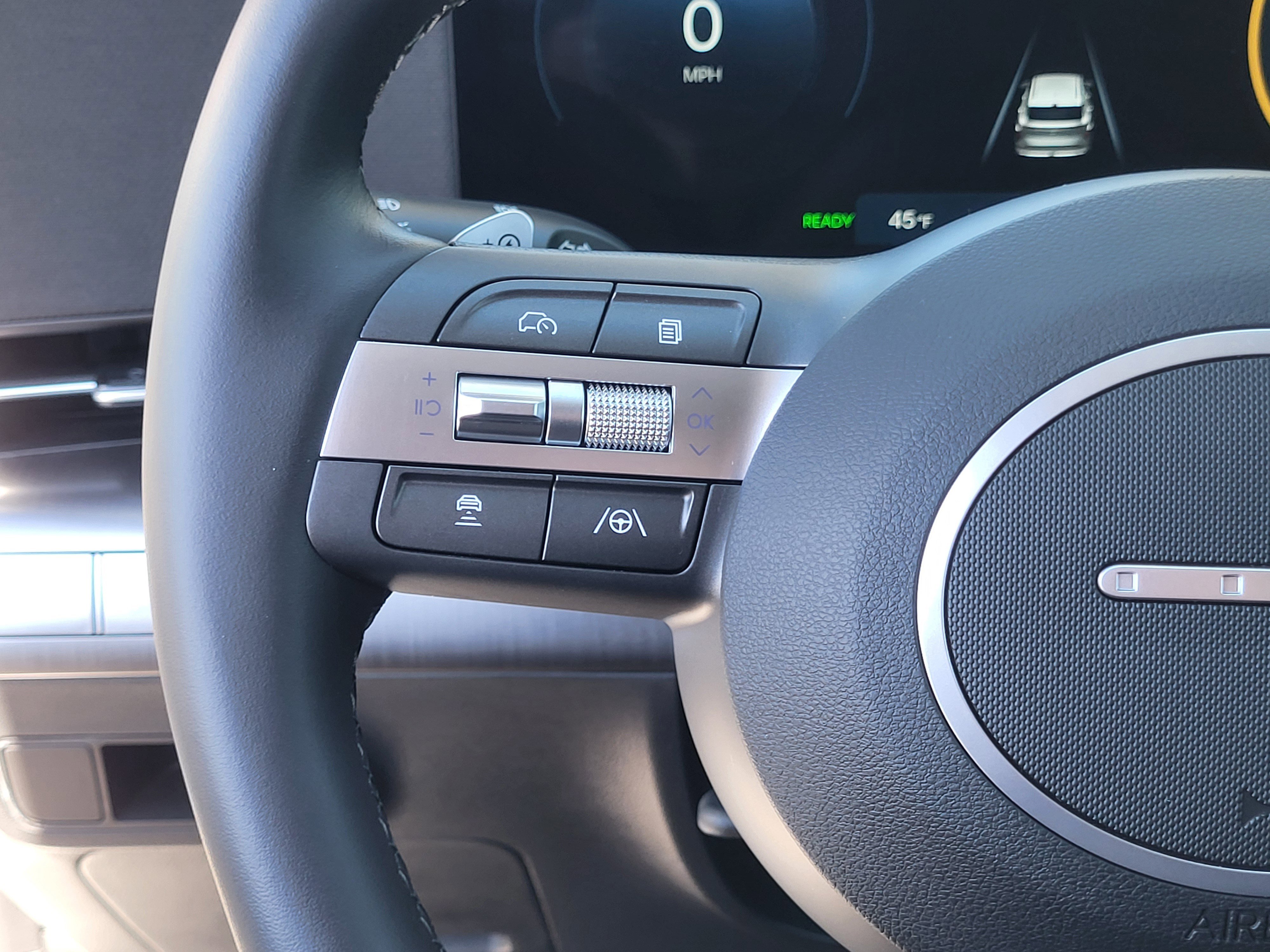Used 2025 Hyundai Kona SEL image 14