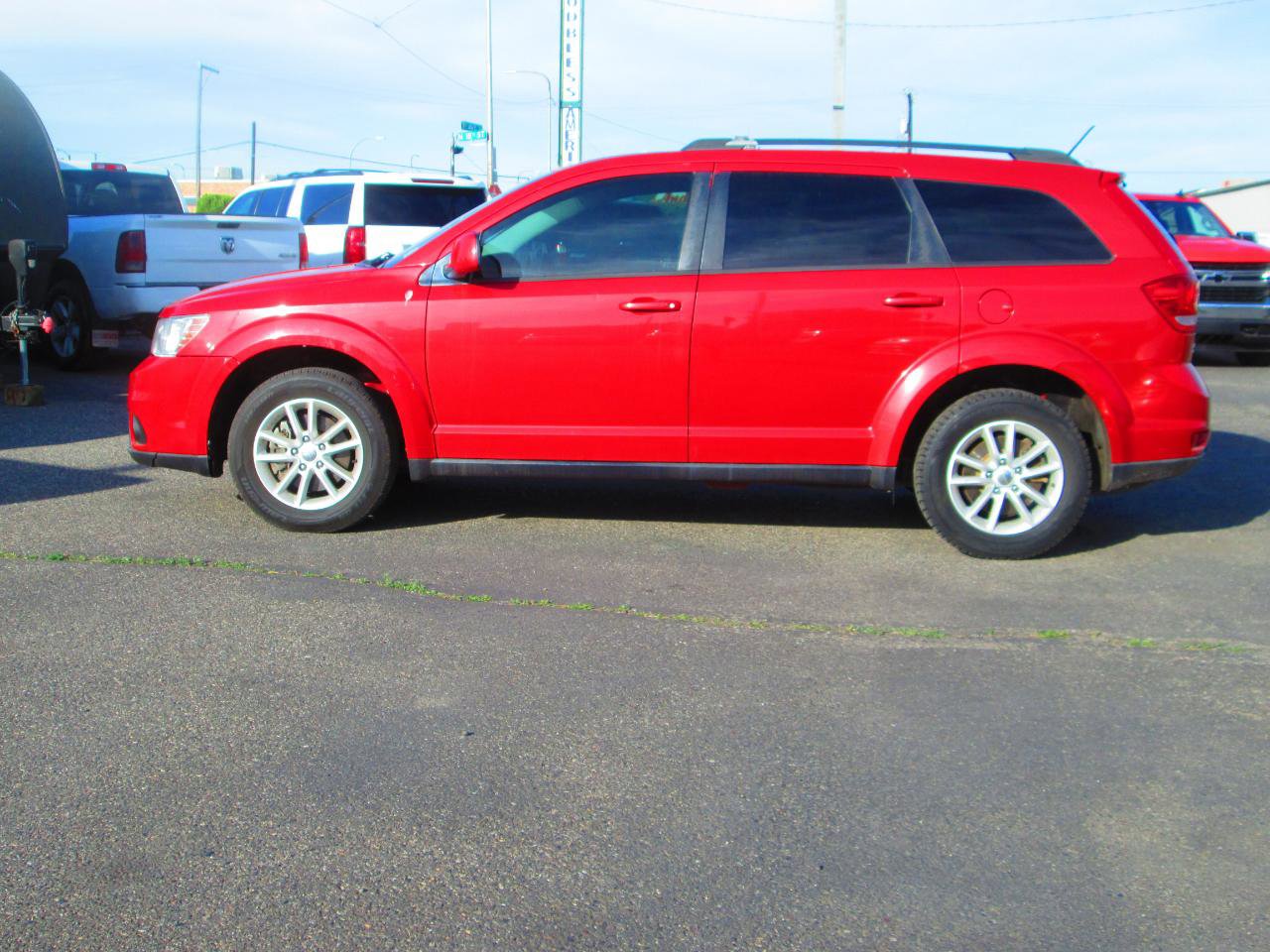 Used 2014 Dodge Journey SXT w/ Flexible Seating Group AWD/4WD image 2