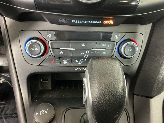 Used 2018 Ford Focus SEL w/ Cold Weather Package image 28