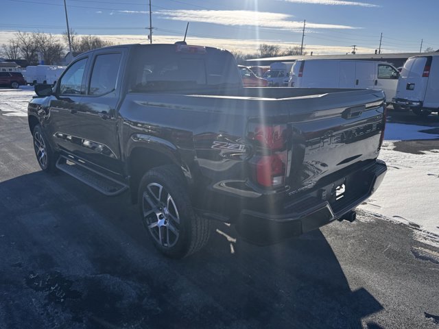 Used 2023 Chevrolet Colorado Z71 w/ Z71 Convenience Package 2 image 4