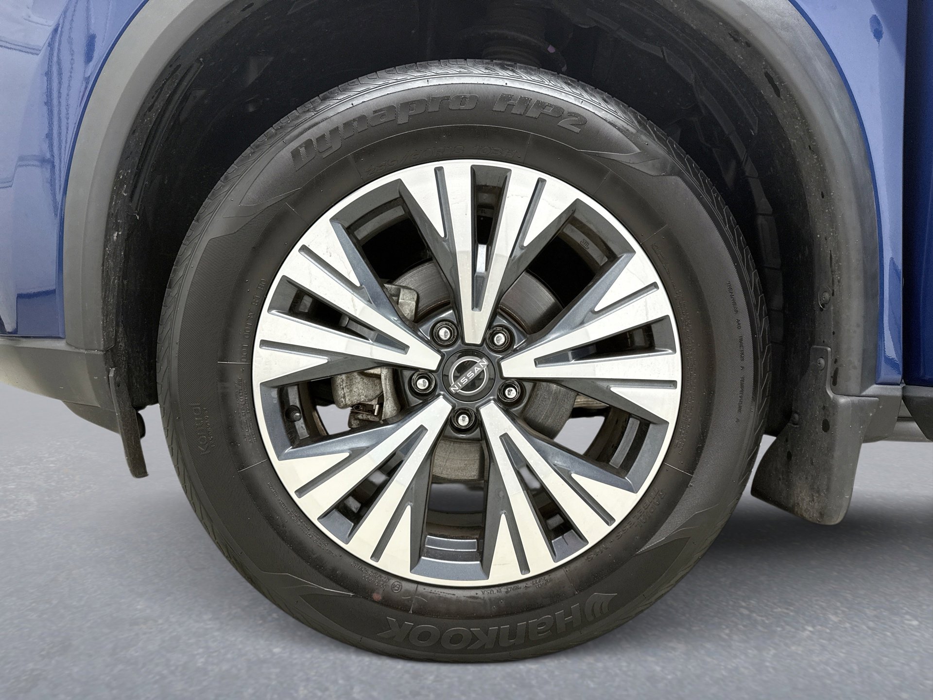 Used 2023 Nissan Rogue SV w/ SV Premium B Package image 25