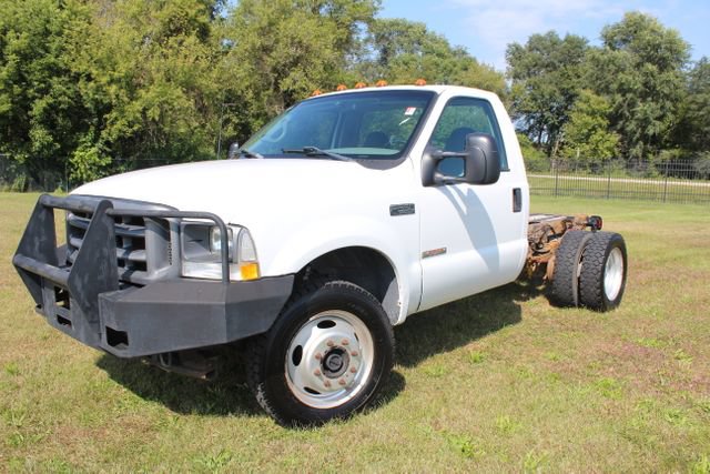 Used 2002 Ford F550 4x4 Regular Cab Super Duty image 2