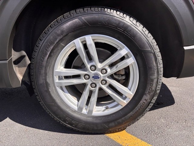 Certified 2022 Ford Explorer XLT w/ Equipment Group 202A image 24