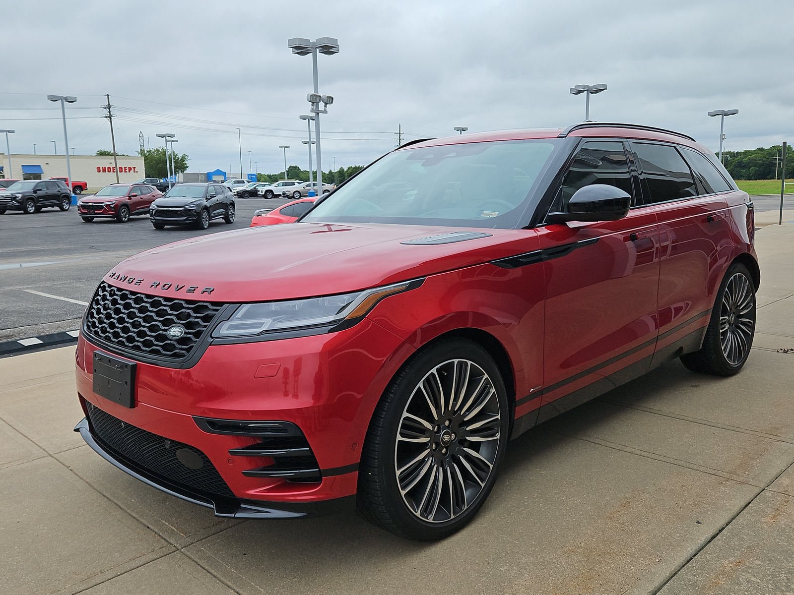 Used 2021 Land Rover Range Rover Velar R-Dynamic HSE AWD/4WD image 2