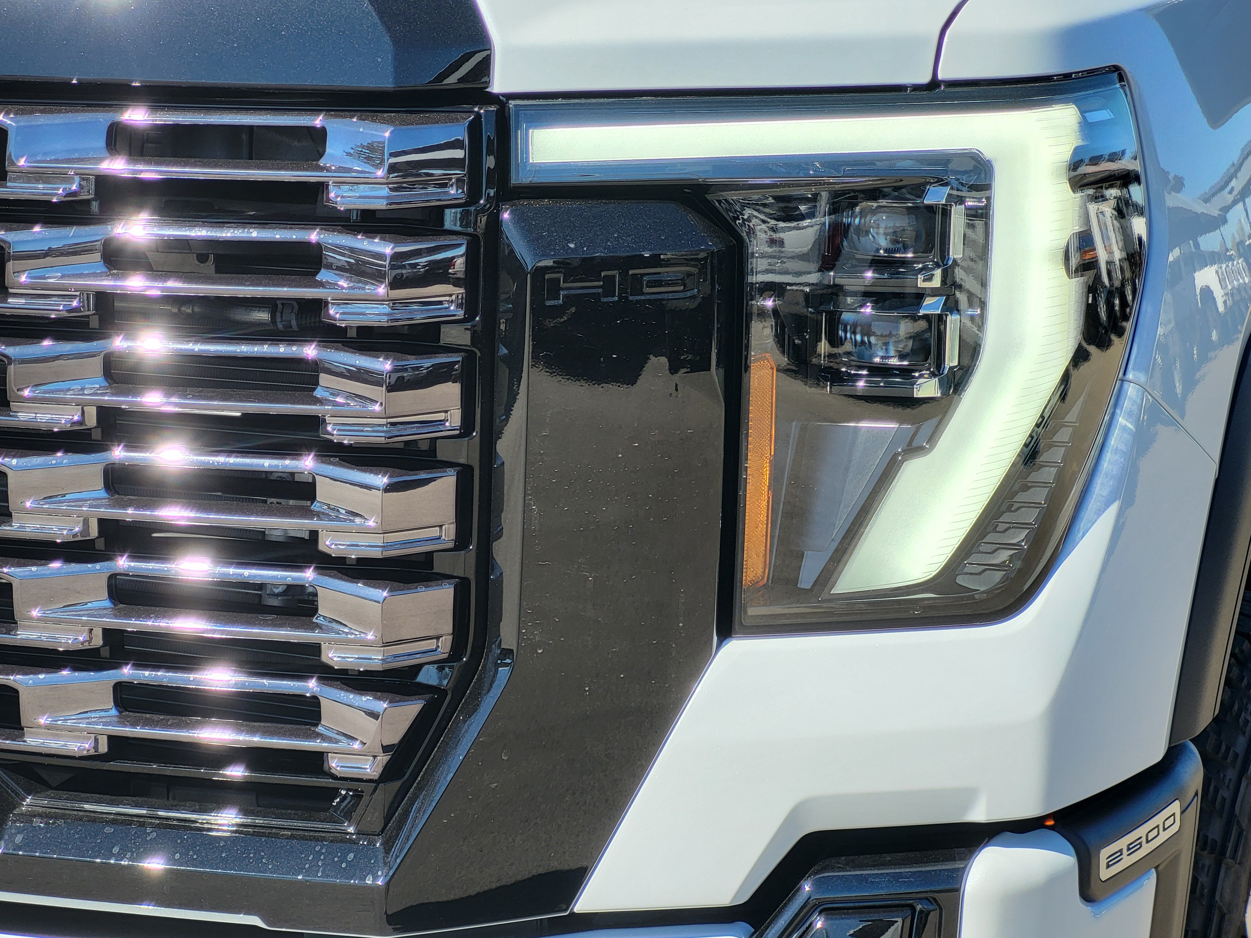 New 2026 GMC Sierra 2500 Denali Ultimate image 8