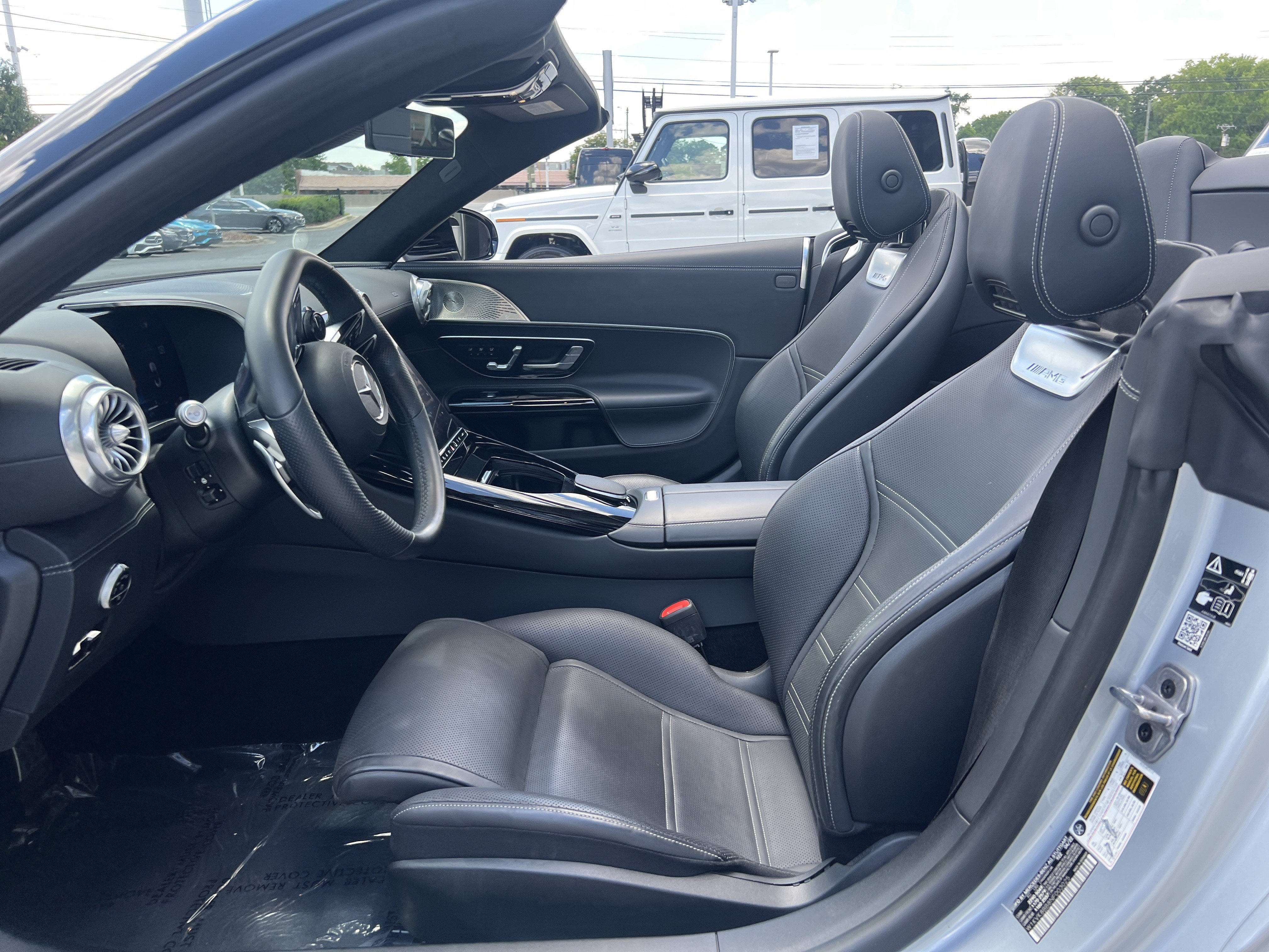 Used 2022 Mercedes-Benz SL 63 AMG 4MATIC image 16