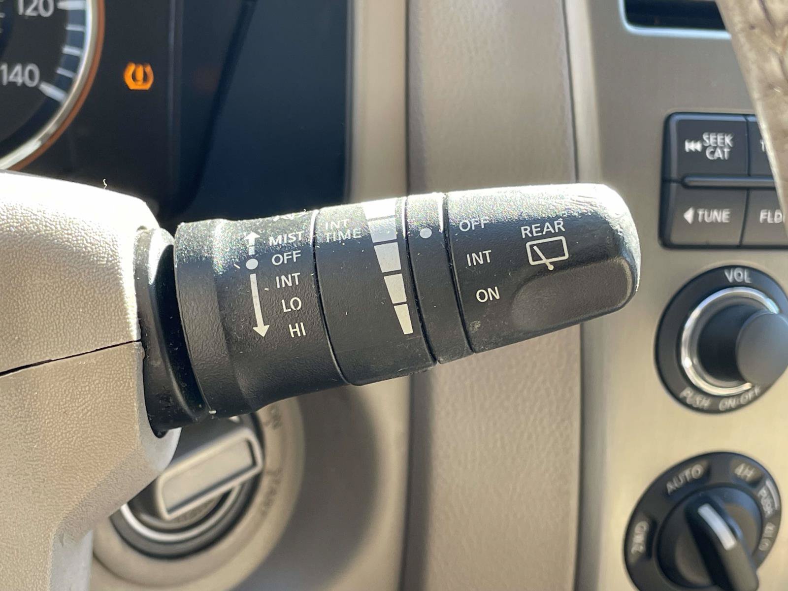Used 2015 Nissan Armada Platinum AWD/4WD image 15