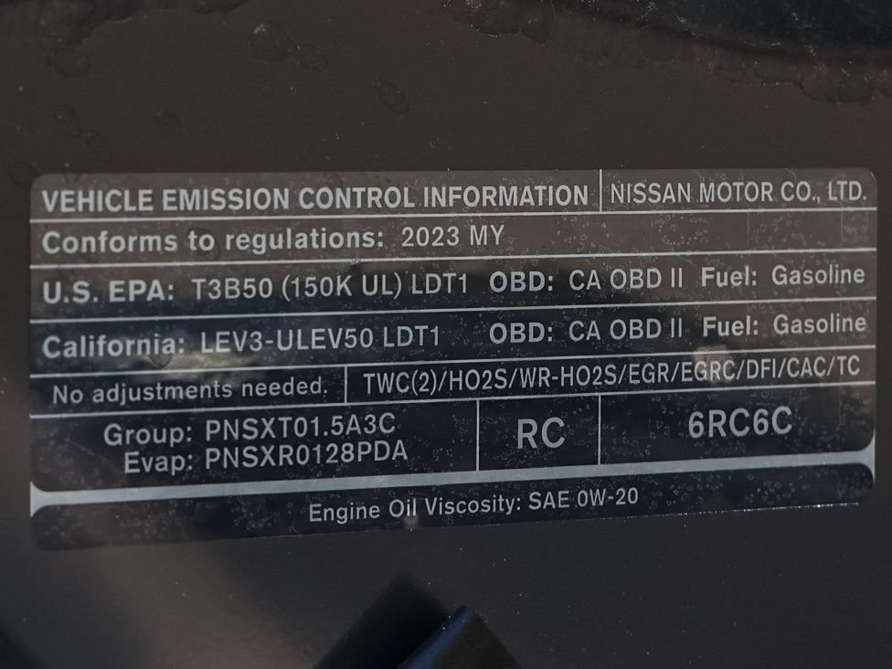Used 2023 Nissan Rogue S FWD image 32