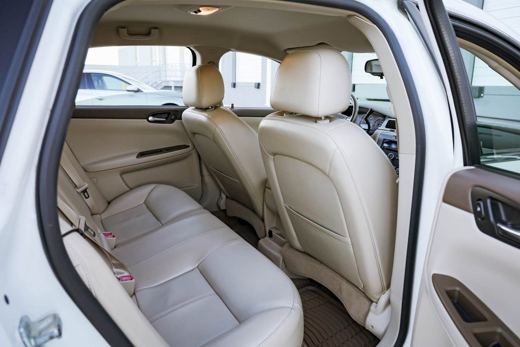 Used 2007 Chevrolet Impala LT image 21