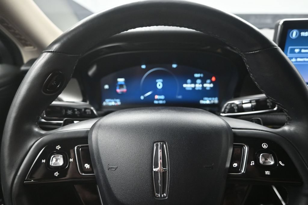 Used 2023 Lincoln Corsair Reserve w/ Equipment Group 201A AWD/4WD image 14