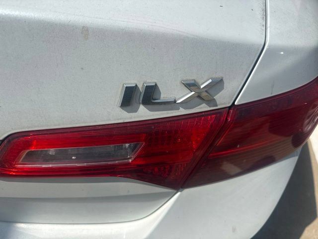 Used 2015 Acura ILX FWD image 3