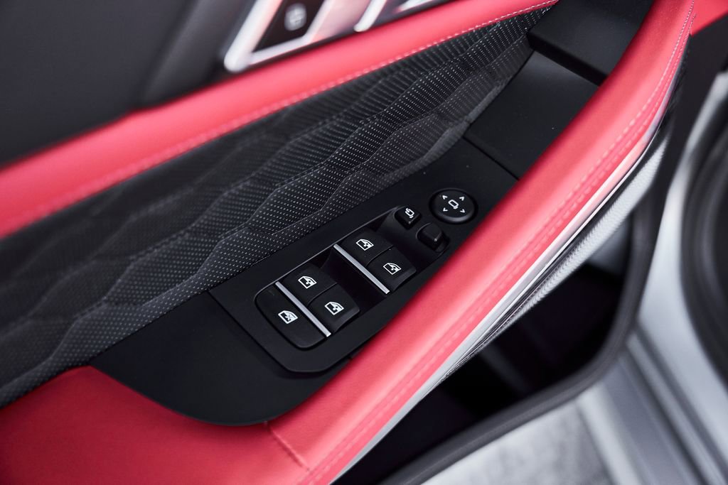 Used 2026 BMW X6 M Competition w/ Executive Package image 33