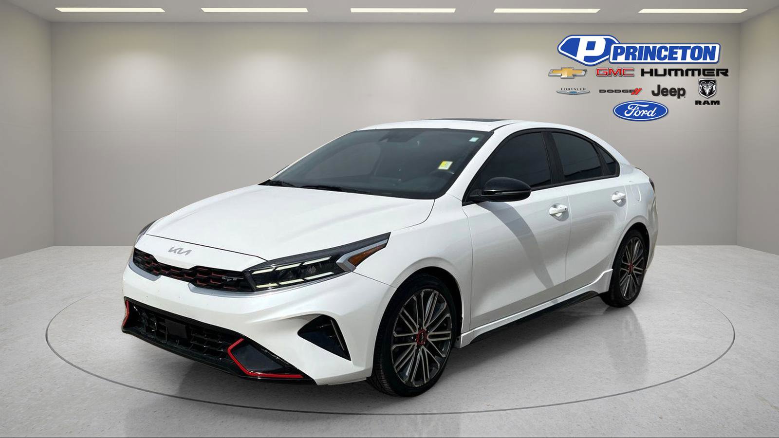 Used 2023 Kia Forte GT w/ GT2 Package image 3